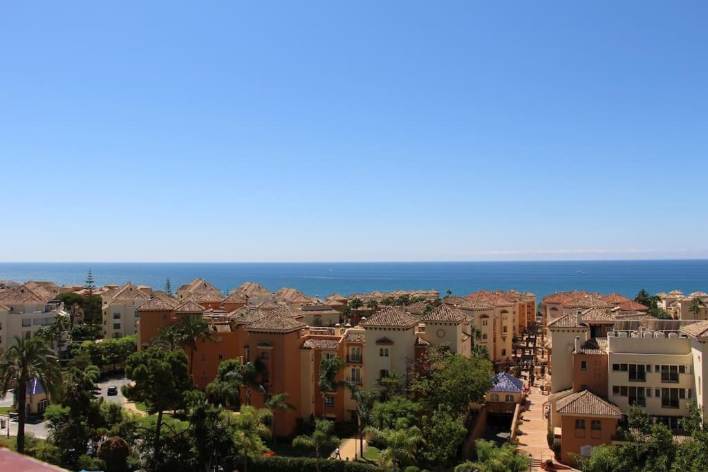 Apartamento En Elviria Con Vistas Al Mar Marbella
