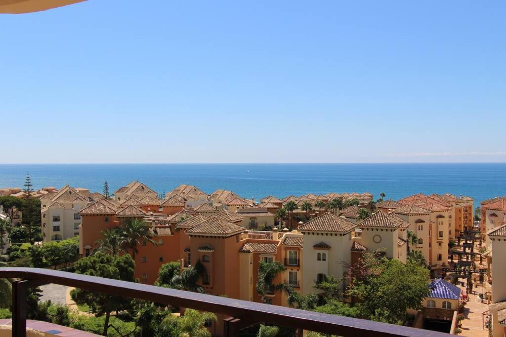 Apartamento En Elviria Con Vistas Al Mar
