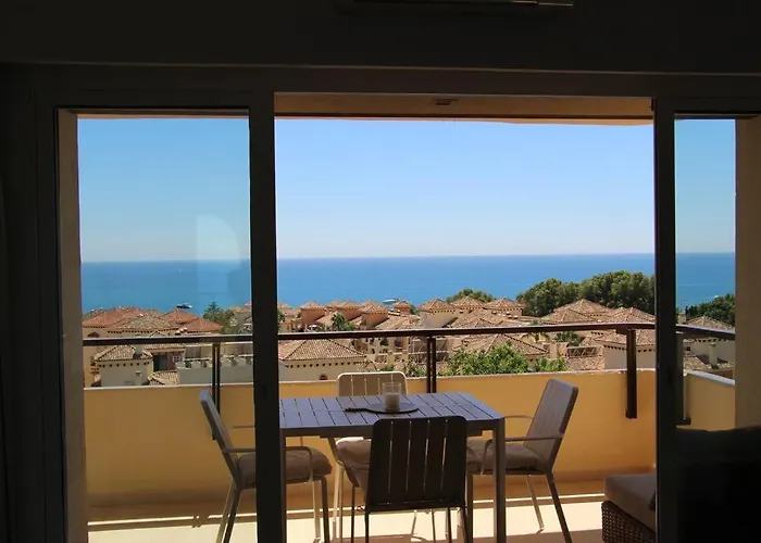 Apartamento En Elviria Con Vistas Al Mar