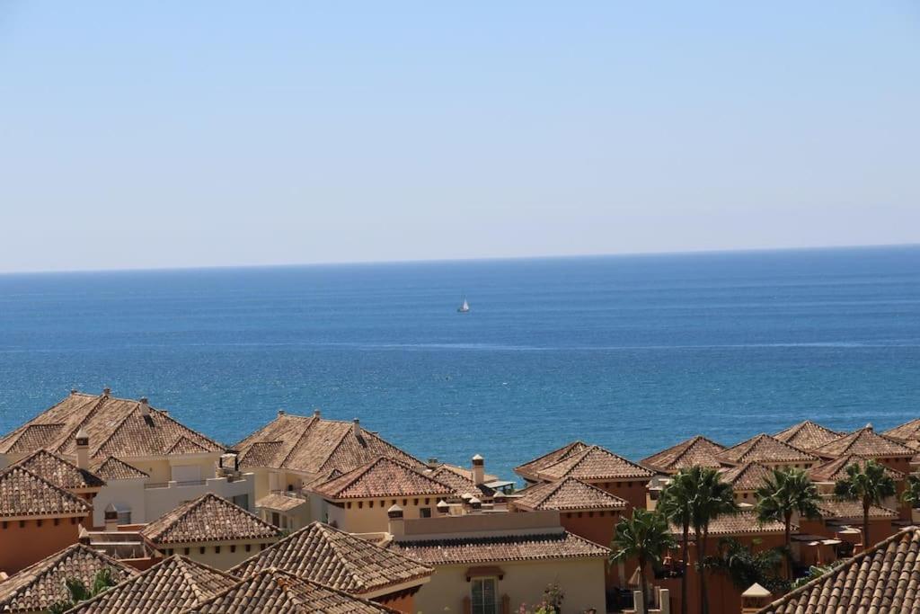 En Elviria Con Vistas Al Mar *