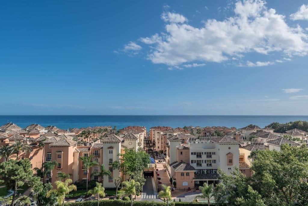 En Elviria Con Vistas Al Mar Apartment Marbella