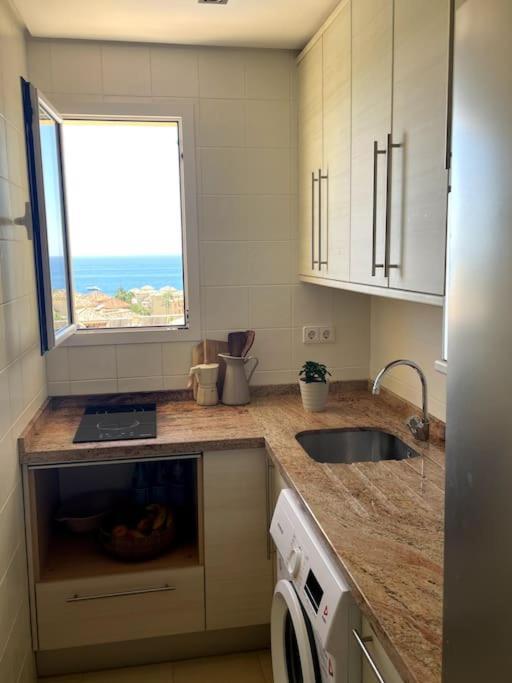 En Elviria Con Vistas Al Mar Apartment *