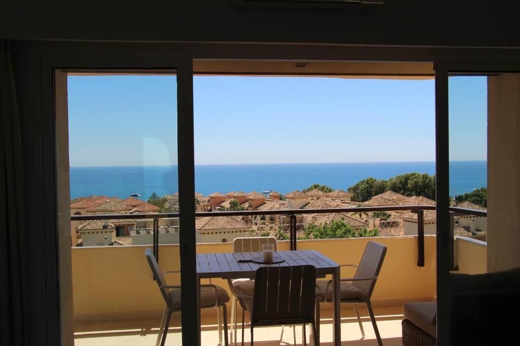 En Elviria Con Vistas Al Mar Apartment *